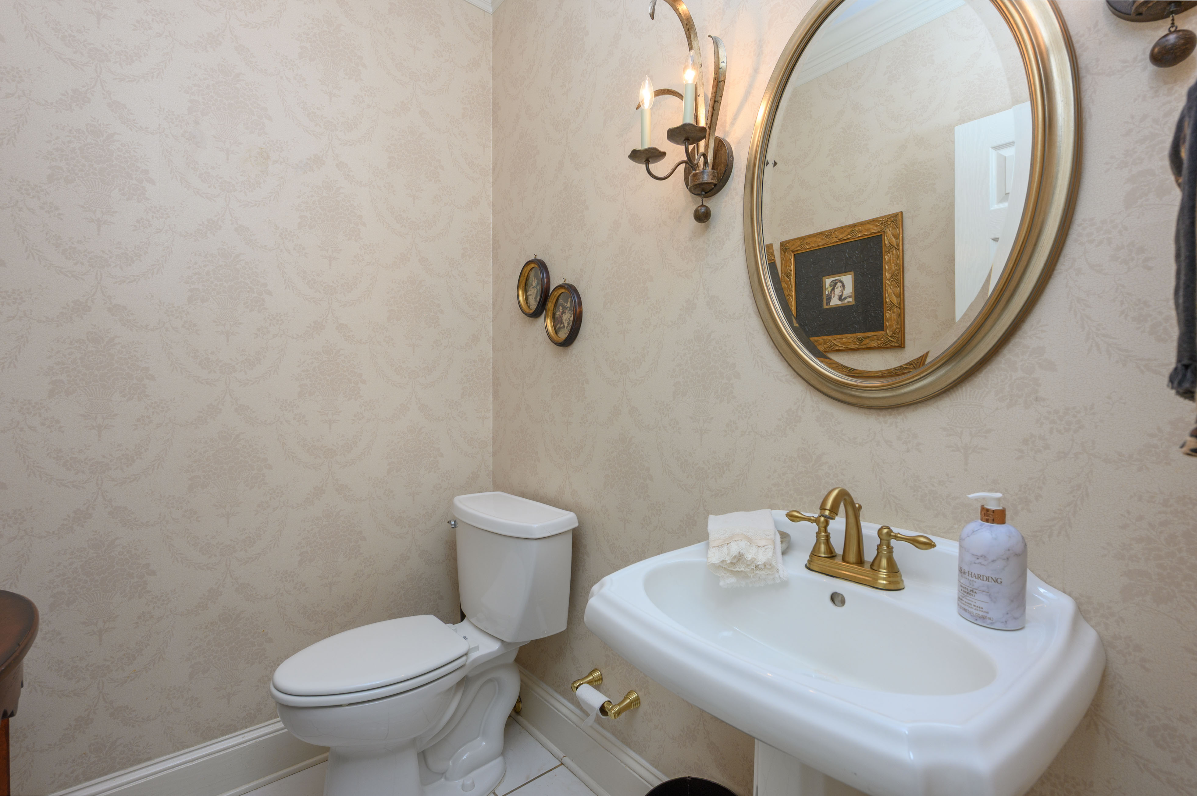 1811 Snug Harbor Drive image 7